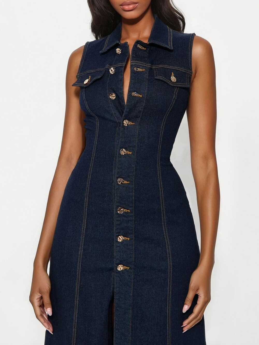A stylish denim maxi dress in a deep navy blue color that has a fitted silhouett - Picture 2 of 5